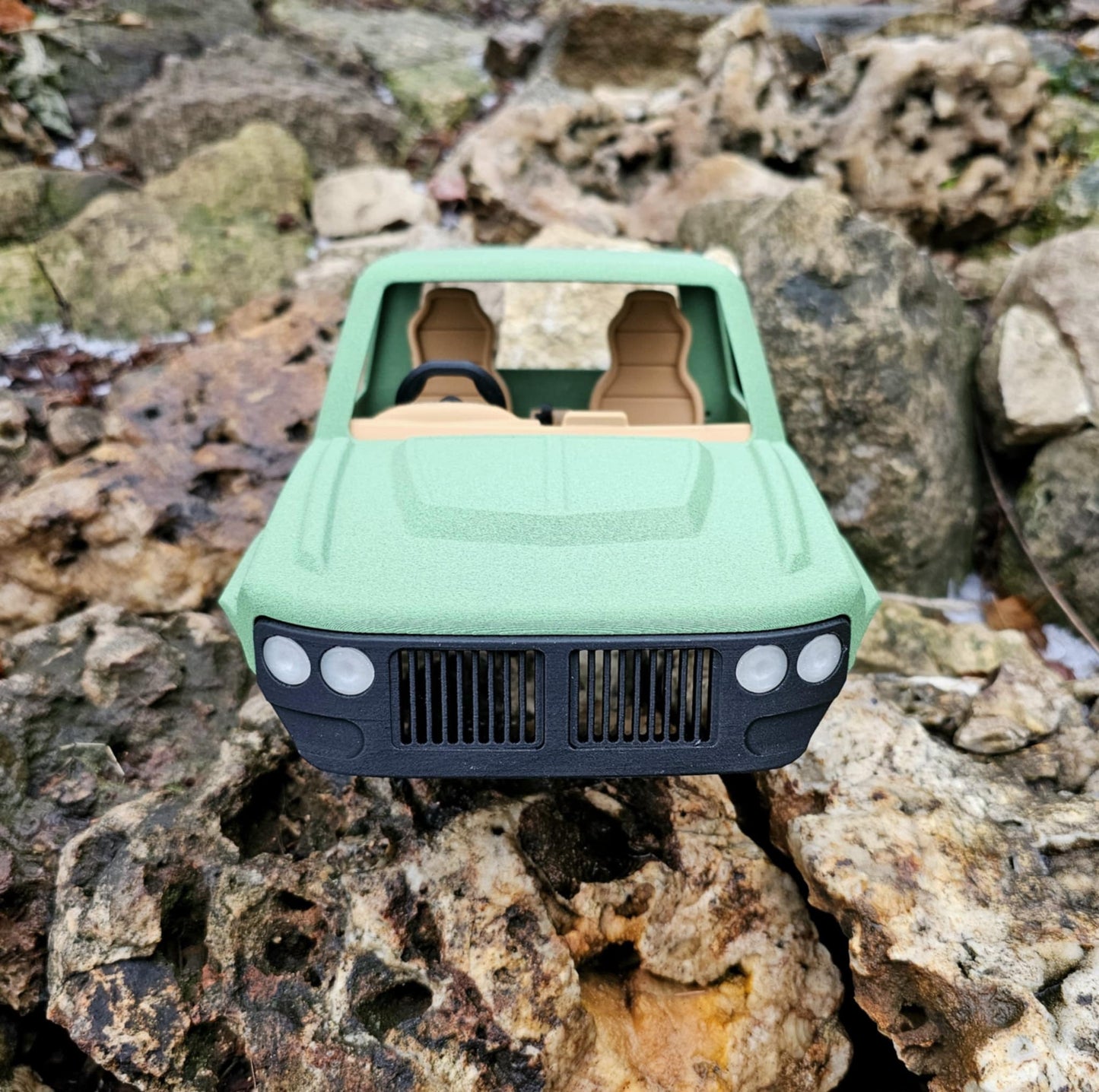 FlubRC 1:10 E-Series Cab