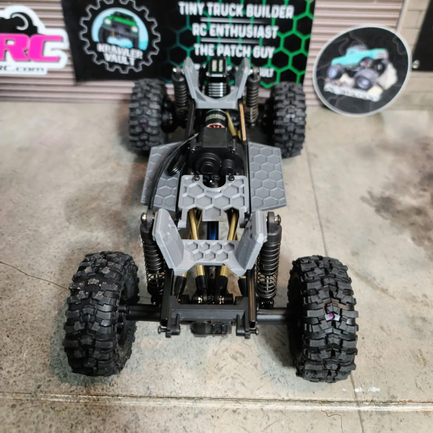 FlubRC 1/18th Shock Towers