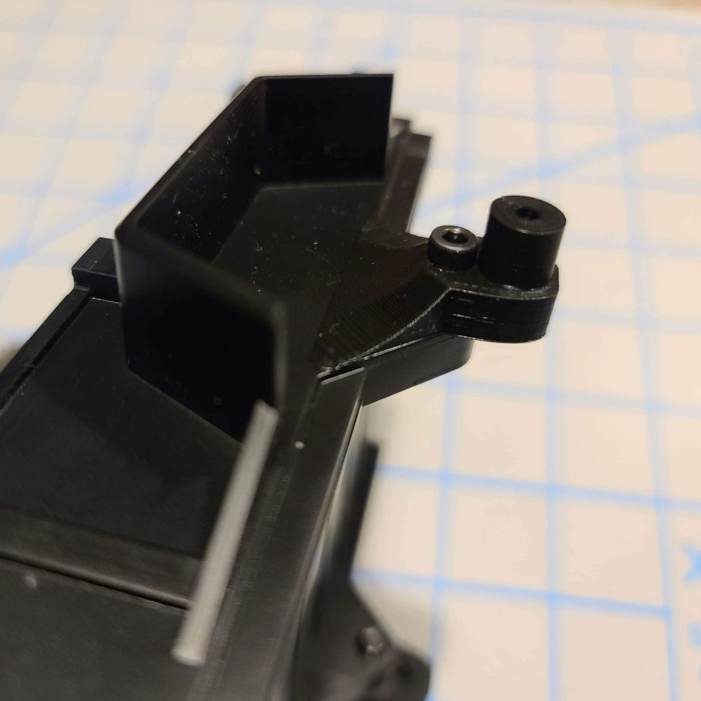 FlubRC 1/18th Trailer Hubs with HC Hitch