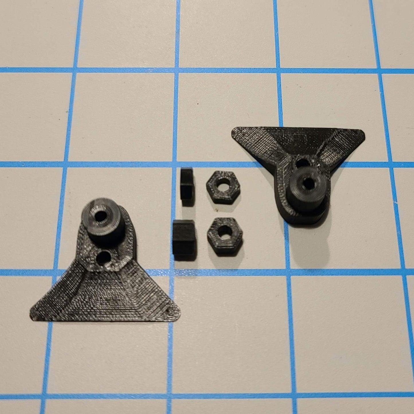 FlubRC 1/18th Trailer Hubs with HC Hitch